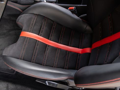 Used 2017 Ferrari 488 GTB RWD image 32
