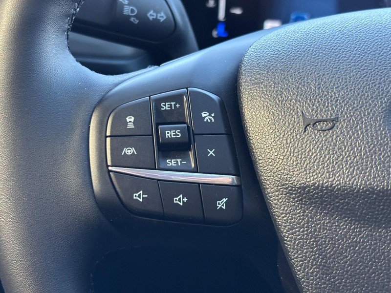 Used 2025 Ford Maverick Lariat w/ Black Appearance Package AWD/4WD image 17