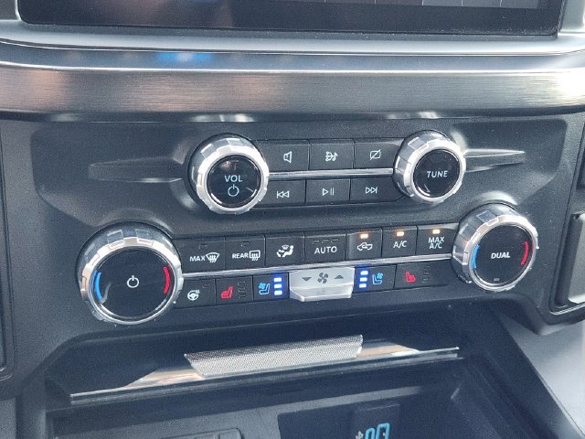 Used 2024 Ford F250 Lariat w/ Chrome Package AWD/4WD image 19
