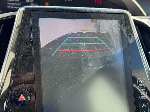 Used 2021 Toyota Prius image 22