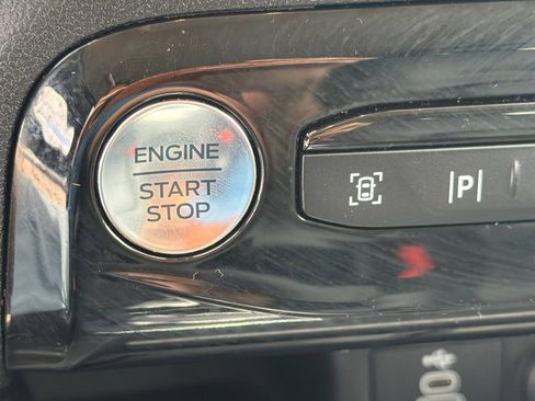 Used 2024 Ford Escape Platinum AWD/4WD image 31