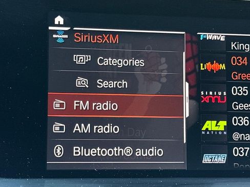 Used 2024 BMW Z4 M40i w/ Shadowloine Package RWD image 22