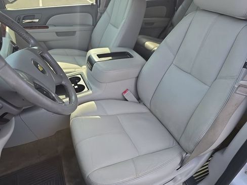 Used 2013 Chevrolet Tahoe LT w/ All-Star Edition AWD/4WD image 13