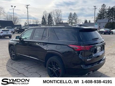Used 2023 Chevrolet Traverse Premier w/ Redline Edition image 5