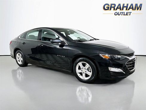 Used 2022 Chevrolet Malibu LT FWD image 1