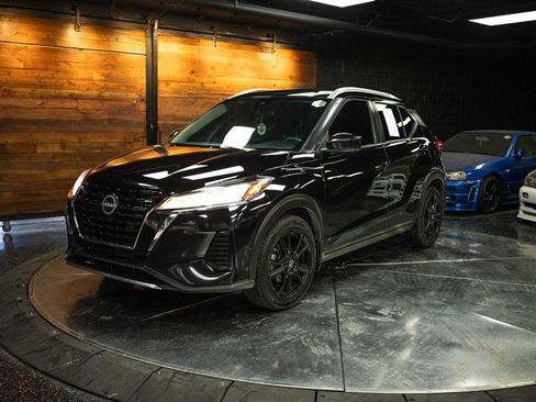 Used 2023 Nissan Kicks SV FWD image 2