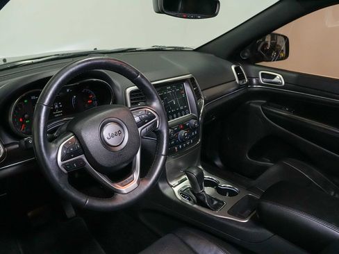 Used 2018 Jeep Grand Cherokee Limited w/ Luxury Group II RWD image 14