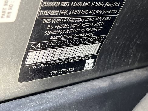 Used 2018 Land Rover Discovery HSE AWD/4WD image 28