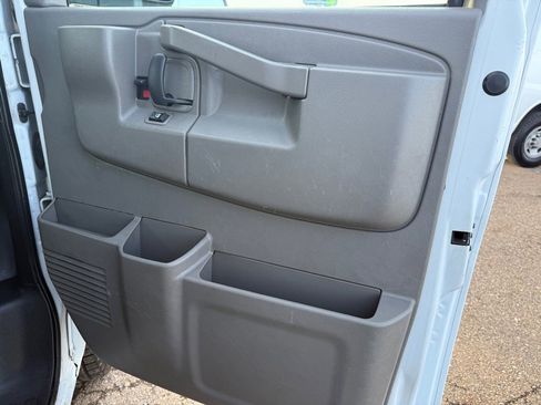 Used 2020 Chevrolet Express 2500 w/ Driver Convenience Package image 37