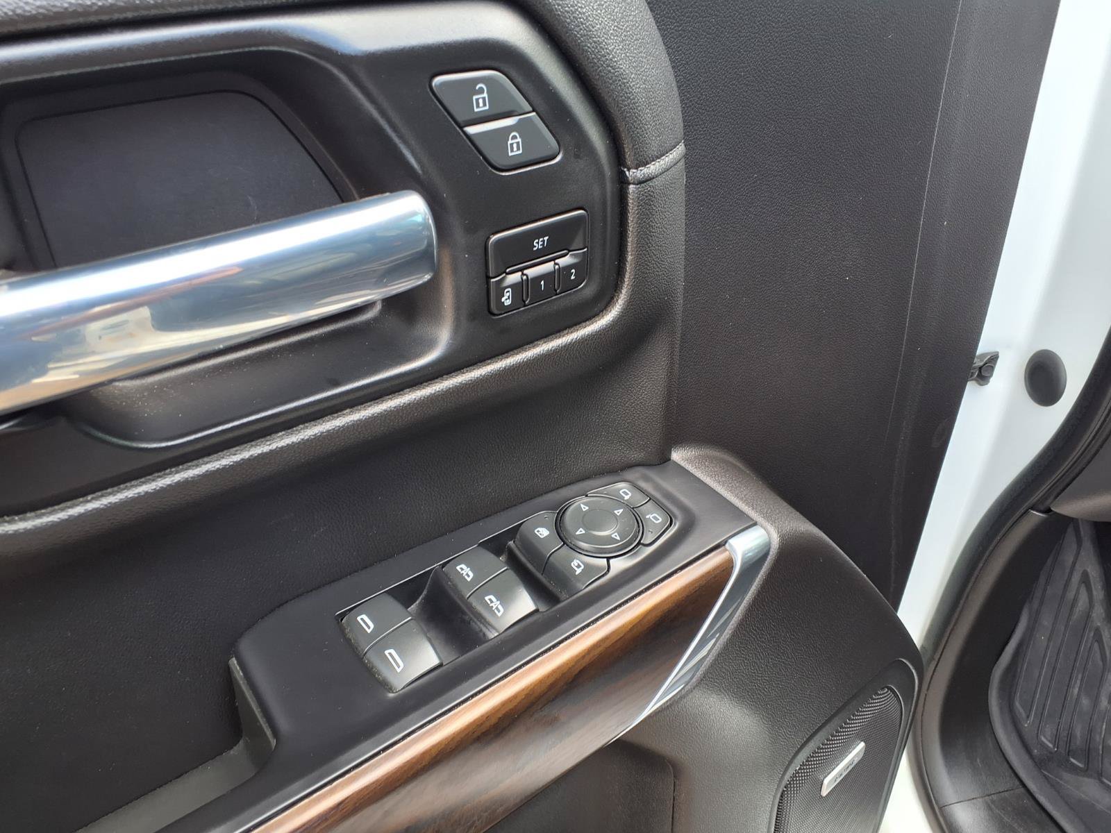 Used 2020 GMC Sierra 1500 SLT AWD/4WD image 21