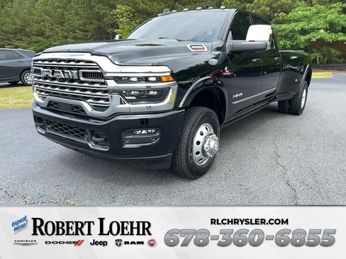 Used 2025 RAM 3500 Limited AWD/4WD image 1