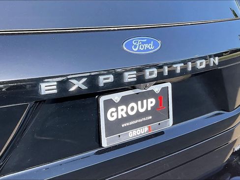 Used 2025 Ford Expedition Max Active AWD/4WD image 30
