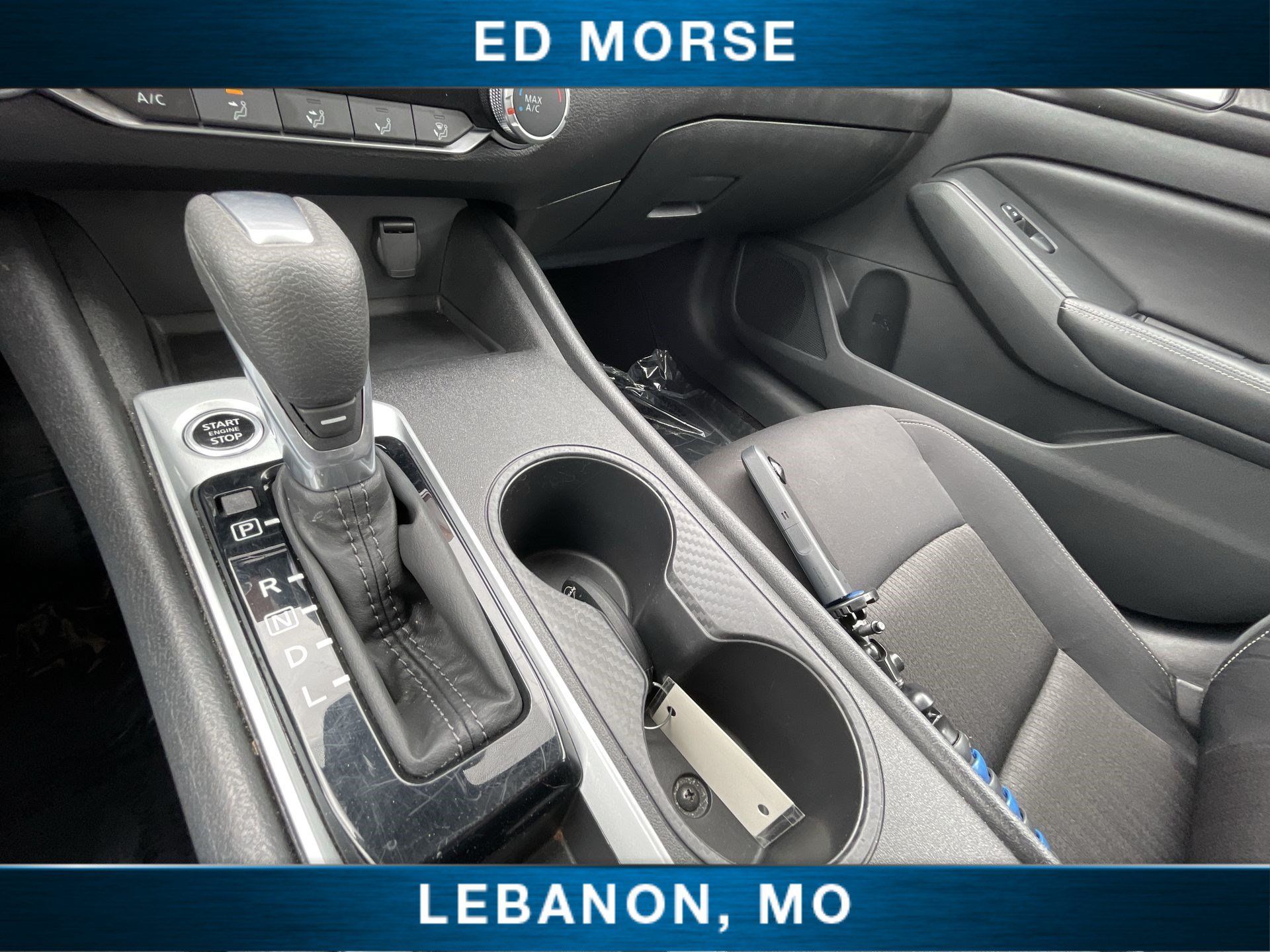 Used 2025 Nissan Altima 2.5 SV FWD image 15