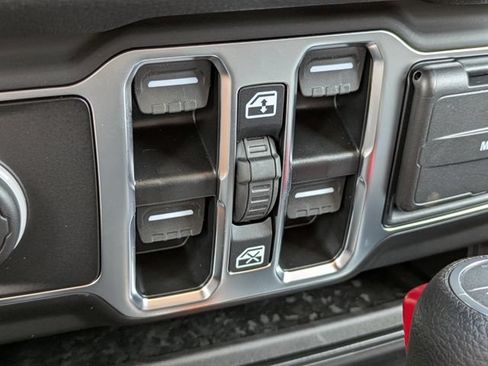 New 2025 Jeep Wrangler Unlimited Sport AWD/4WD image 23
