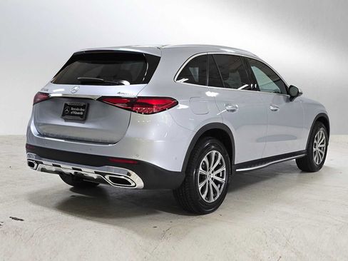 Used 2026 Mercedes-Benz GLC 300 4MATIC image 3