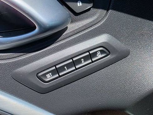 Used 2023 Chevrolet Camaro SS RWD image 12