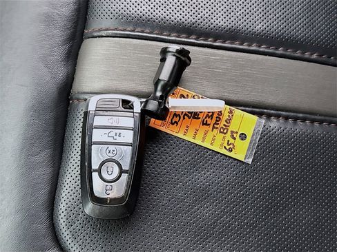 Used 2020 Ford F350 Platinum image 43