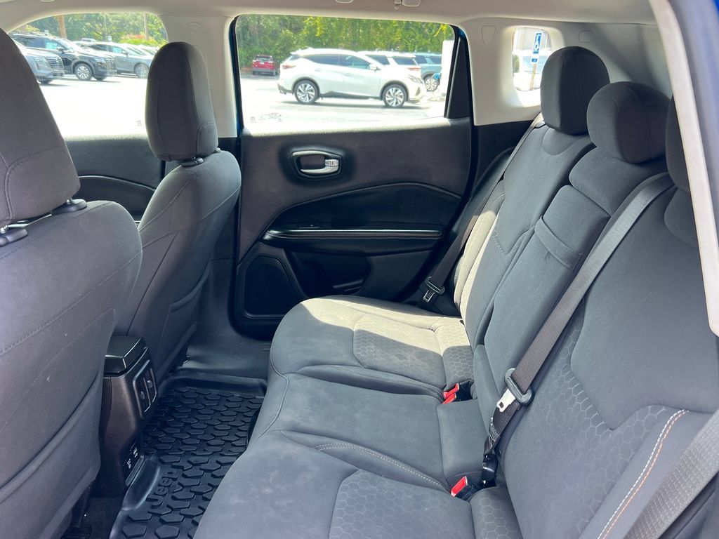 Used 2018 Jeep Compass Sport w/ Tech Group AWD/4WD image 12
