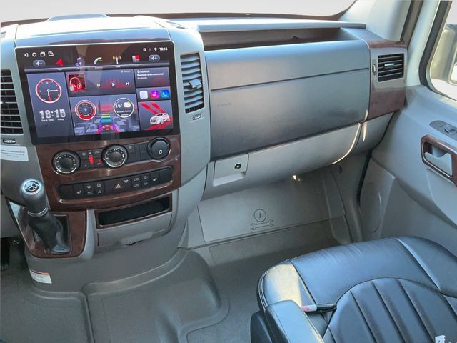 Used 2015 Mercedes-Benz Sprinter 3500 image 11