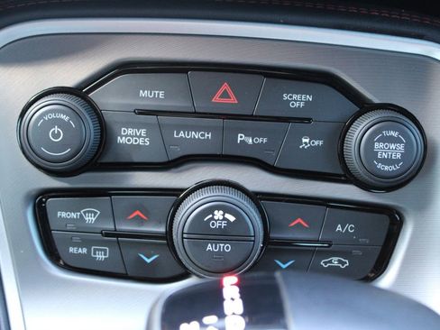 Used 2021 Dodge Challenger R/T Scat Pack RWD image 18