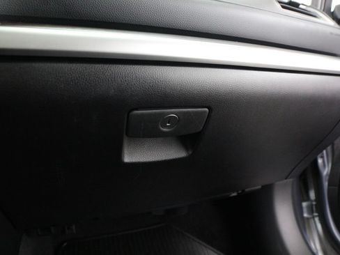 Used 2017 Subaru Outback 2.5i Limited AWD/4WD image 53