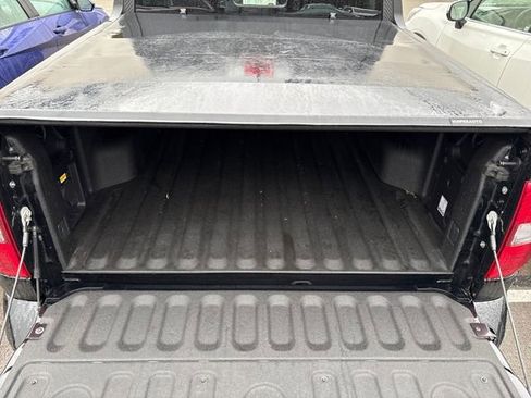 Used 2025 Ford Maverick Lobo image 9