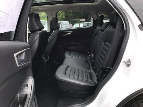 Used 2023 Ford Edge SEL w/ Convenience Package AWD/4WD image 11