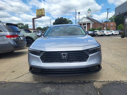 Used 2025 Honda Accord LX image 2