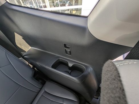 Used 2021 Buick Enclave Essence w/ Sound and Sites Package image 38