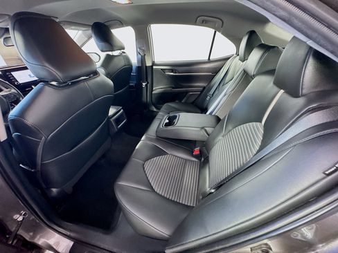 Used 2023 Toyota Camry SE FWD image 22