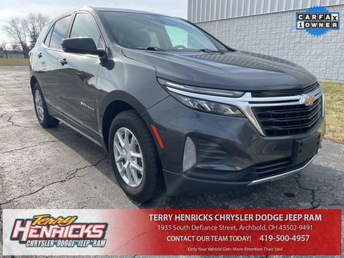 Used 2023 Chevrolet Equinox LT image 1