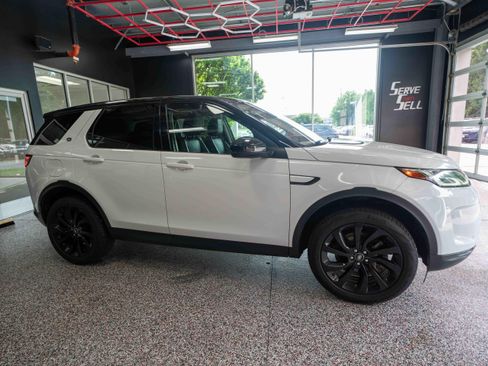 Used 2020 Land Rover Discovery Sport SE AWD/4WD image 5
