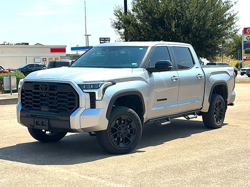 Used 2025 Toyota Tundra Limited w/ TRD Off-Road Package AWD/4WD image 2