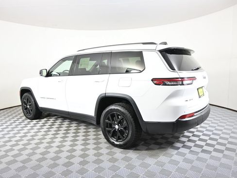 Used 2021 Jeep Grand Cherokee L Limited AWD/4WD image 4