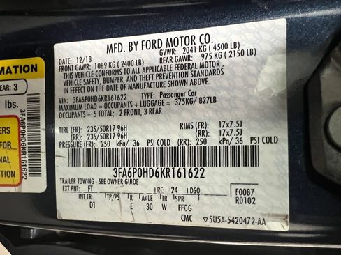 Used 2019 Ford Fusion SE FWD image 32
