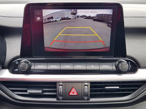 Certified 2023 Kia Forte LXS image 18