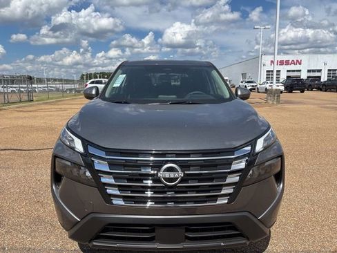 New 2026 Nissan Rogue SV image 6