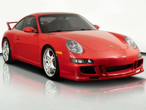 Used 2006 Porsche 911 Carrera S RWD image 4