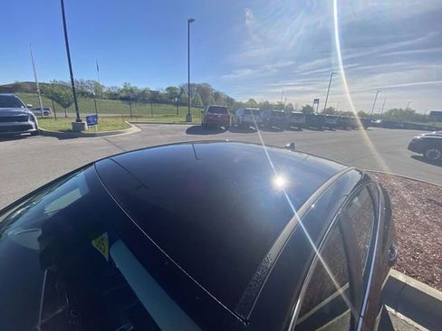 Used 2021 Hyundai Sonata SEL w/ Winter Weather Package image 3