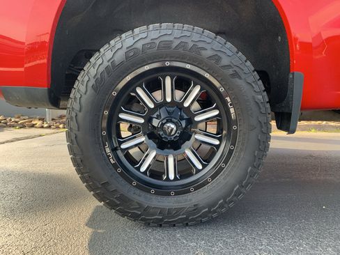 Used 2021 Chevrolet Silverado 1500 LT Trail Boss w/ Convenience Package II image 33