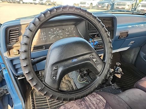 Used 1993 Ford Ranger STX AWD/4WD image 9