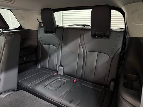 Certified 2026 INFINITI QX60 Luxe w/ Cargo Package FWD image 34