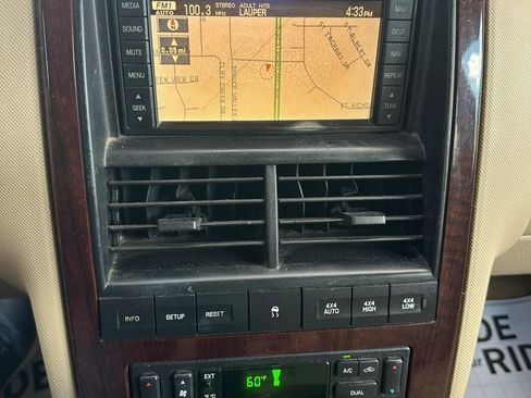 Used 2006 Ford Explorer Limited AWD/4WD image 21