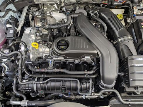 New 2025 Volkswagen Taos SEL image 25