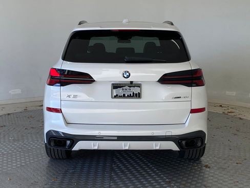 New 2026 BMW X5 xDrive40i w/ M Sport Package image 9