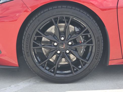 Used 2025 Chevrolet Corvette Stingray Preferred Conv w/ Z51 Performance Package RWD image 9