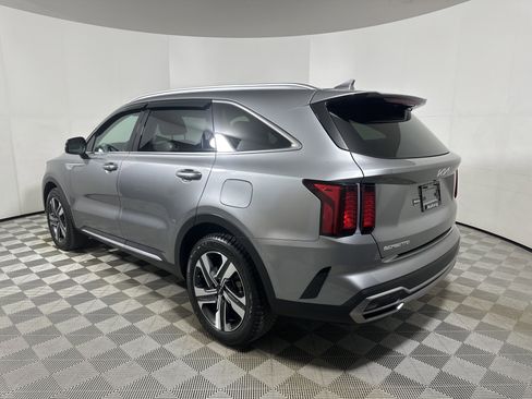 Used 2023 Kia Sorento EX image 5