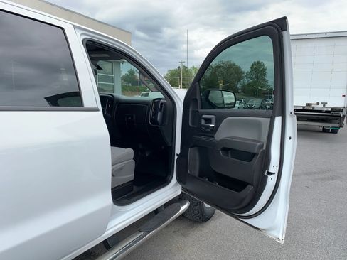 Used 2019 Chevrolet Silverado 2500 W/T image 20