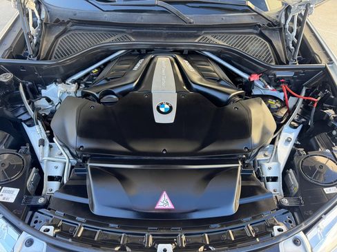 Used 2015 BMW X6 xDrive50i image 31