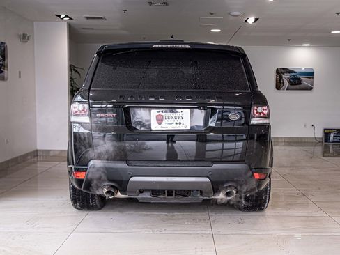 Used 2017 Land Rover Range Rover Sport HSE Dynamic image 13